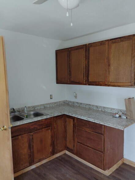 113 N Armstrong Ave, Tulia, TX à vendre - Photo du bâtiment - Image 2 de 17