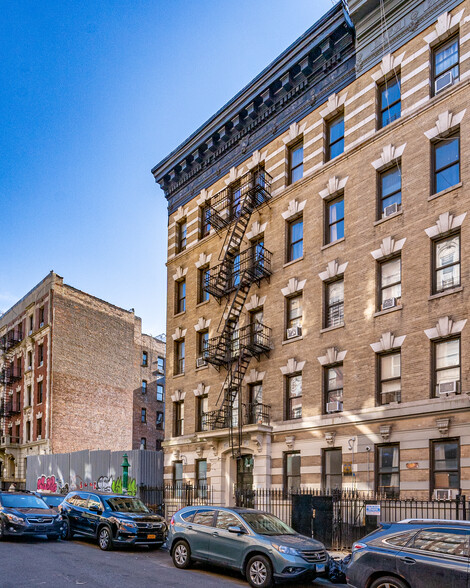 542 W 147th St, New York, NY for sale - Building Photo - Image 2 of 15