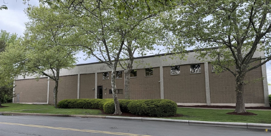 1 Aquarium Dr, Secaucus, NJ for lease Interior Photo- Image 1 of 2