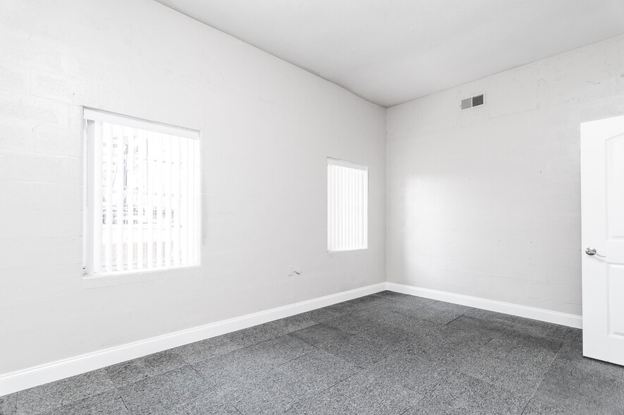 4205 W Broadway St, Pearland, TX à louer - Photo intérieure - Image 3 de 21