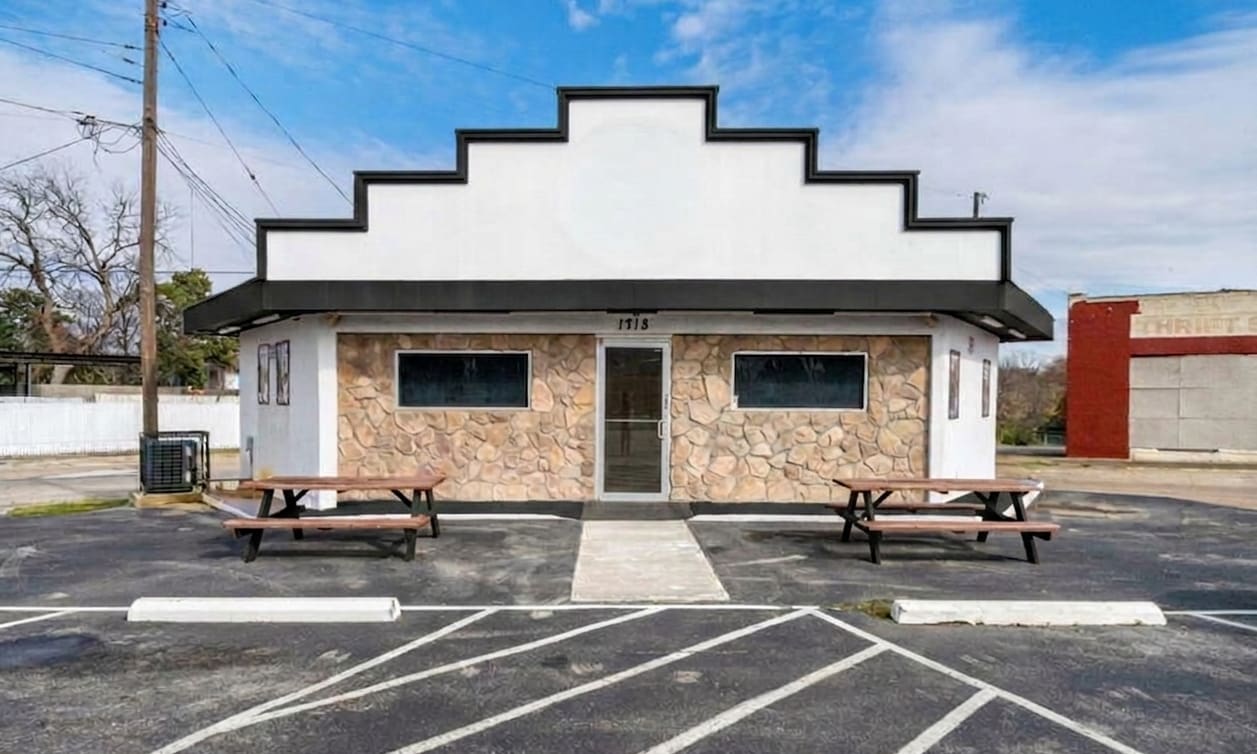 1718 S Ewing Ave, Dallas, TX for lease Building Photo- Image 1 of 5