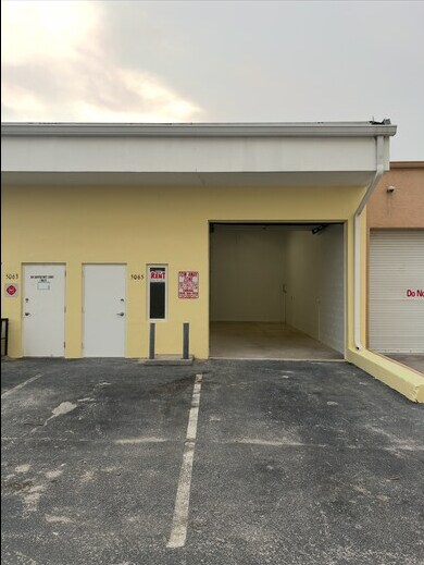 More details for 5065 NE 12th Ter, Oakland Park, FL - Industrial for Lease