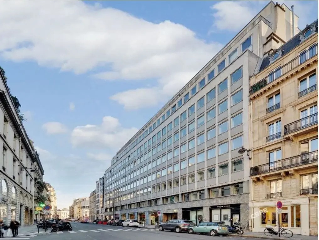 Office in Paris for sale Building Photo- Image 1 of 17
