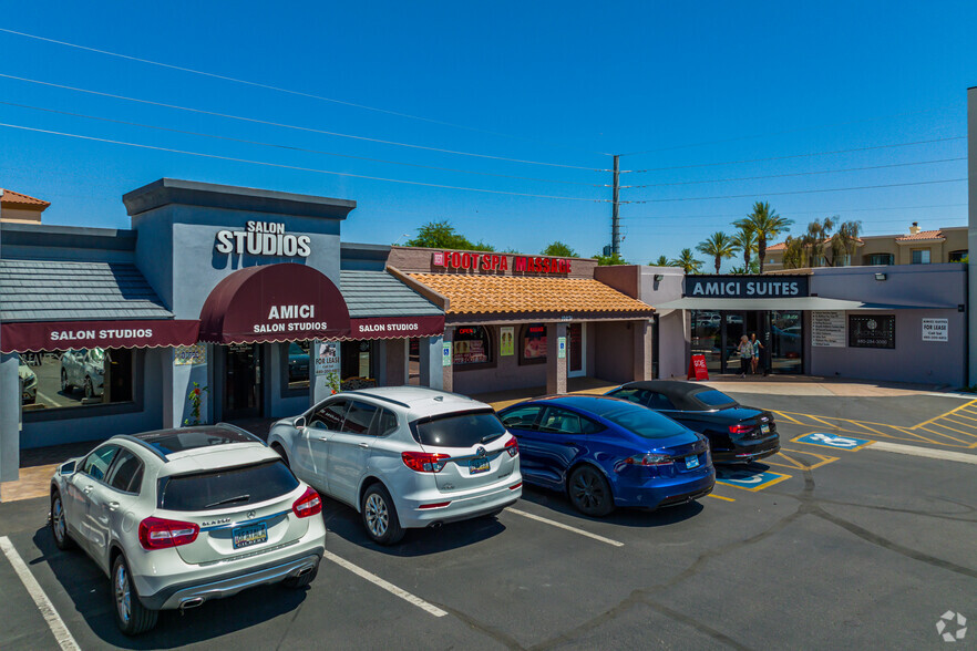 10247-10251 N Scottsdale Rd, Scottsdale, AZ for lease - Primary Photo - Image 1 of 4