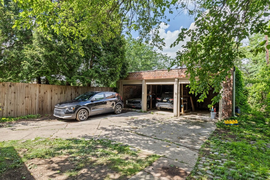 5911 Greene St, Philadelphia, PA for sale - Building Photo - Image 3 of 51