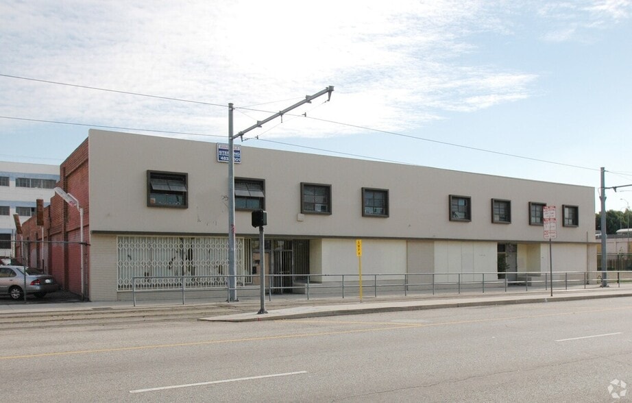 1832-1834 S Flower St, Los Angeles, CA for lease - Building Photo - Image 2 of 5