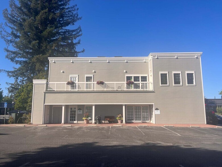 811-815 El Camino Real, Menlo Park, CA à louer - Photo du bâtiment - Image 2 de 8