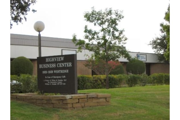 1925-1939 Westridge Dr, Irving, TX à louer - Photo du bâtiment - Image 3 de 6