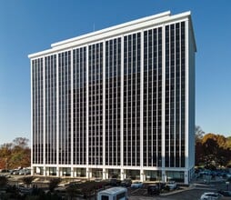 6400 Arlington Blvd, Falls Church, VA for lease Building Photo- Image 2 of 10
