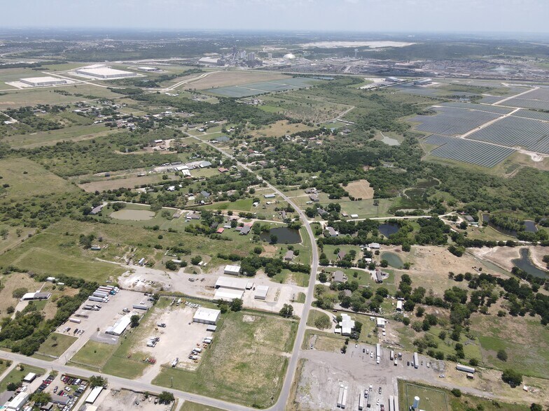 4331 Cement Valley Rd, Midlothian, TX à vendre - Photo du bâtiment - Image 2 de 27