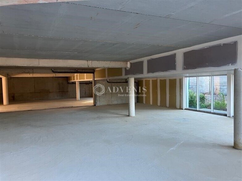 Commerce de détail dans Mérignac à vendre - Photo du bâtiment - Image 3 de 9