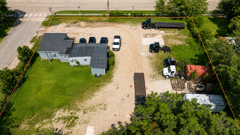 9800 Eastex Fwy, Houston, TX for sale - Building Photo - Image 3 of 13