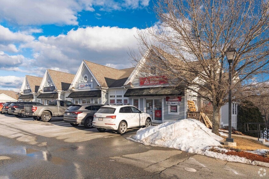1019 Osgood St, North Andover, MA for sale - Primary Photo - Image 1 of 9