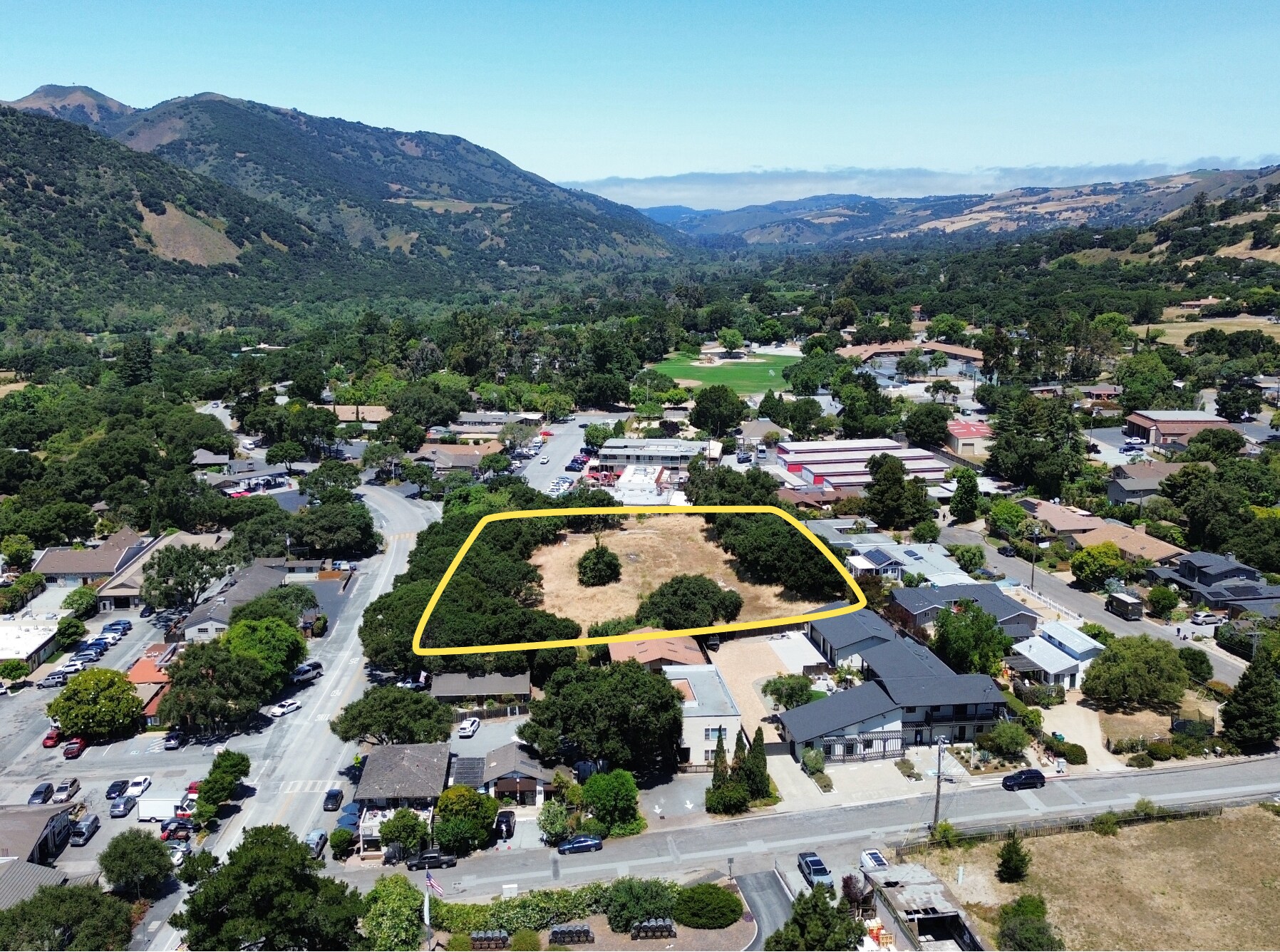 25 W Carmel Valley Rd, Carmel Valley, CA à vendre Photo du bâtiment- Image 1 de 6