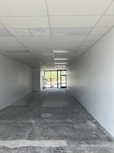 9124-9134 Van Nuys Blvd, Panorama City, CA for lease Interior Photo- Image 2 of 3
