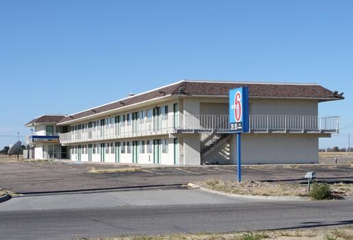 Plus de détails pour 2420 Commerce Rd, Goodland, KS - Services hôteliers à vendre