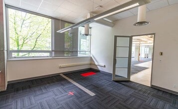 1555 Pender St W, Vancouver, BC for lease Interior Photo- Image 1 of 2