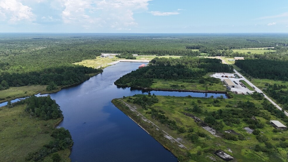 C Rd, Pearlington, MS for sale - Building Photo - Image 3 of 12