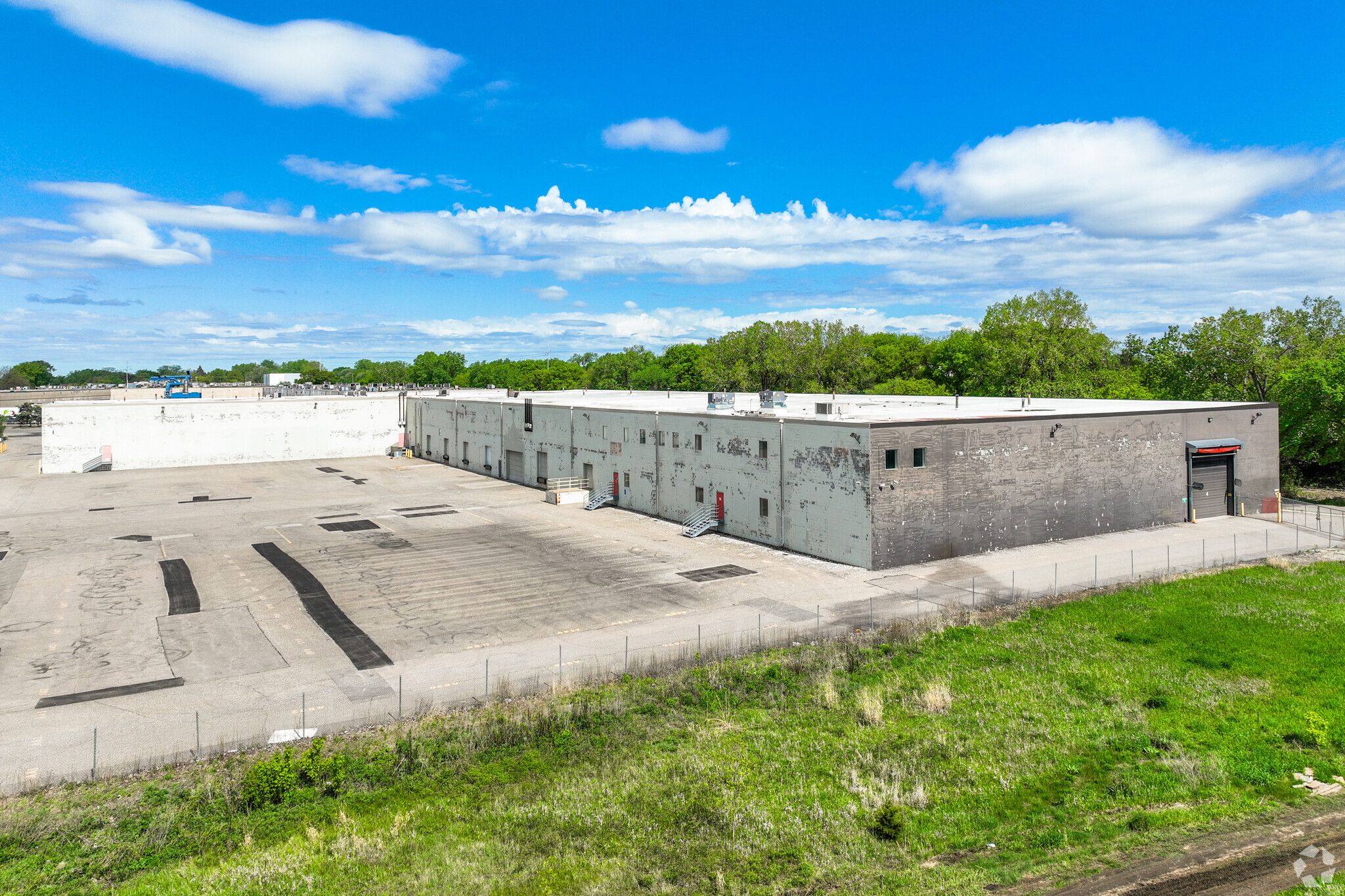 722 Kasota Cir, Minneapolis, MN for sale Primary Photo- Image 1 of 6