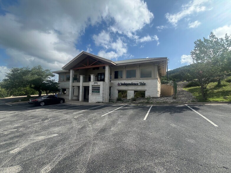 20500 Fm 1431, Lago Vista, TX à louer - Photo du bâtiment - Image 1 de 50