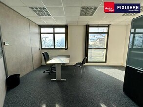 980 Rue Andre Ampere, Aix-en-Provence à louer Photo intérieure- Image 2 de 4