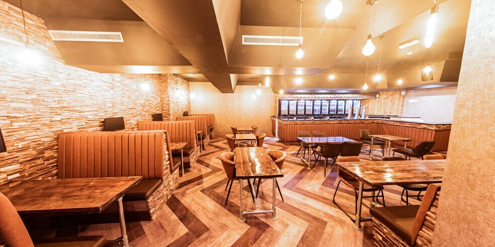 1A Beach Esplanade, Aberdeen à louer - Photo du bâtiment - Image 2 de 11