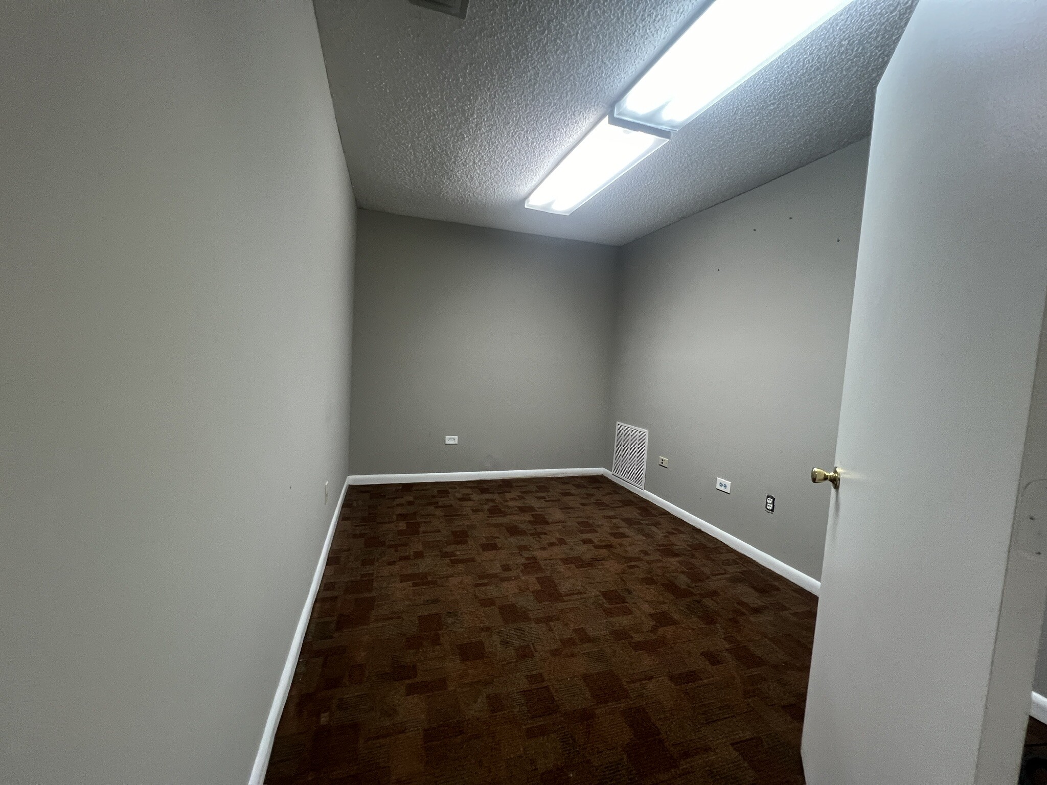 2426 Mayport Rd, Jacksonville, FL for lease Interior Photo- Image 1 of 6