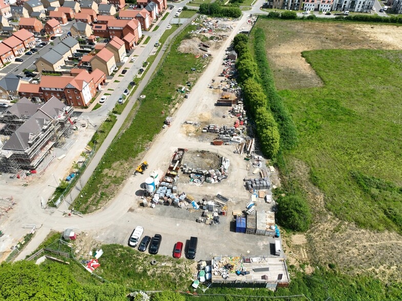 Gilden Way, Harlow for sale - Building Photo - Image 3 of 3