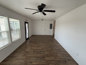 1809 E Rancier Ave, Killeen, TX à louer Photo intérieure- Image 2 de 5