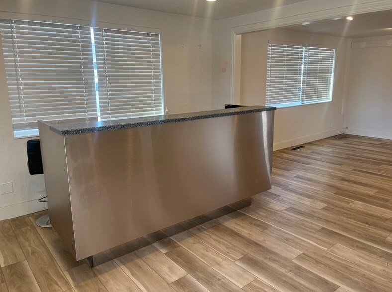 1260 E Center St, Spanish Fork, UT à vendre - Photo du bâtiment - Image 3 de 4