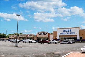 More details for 801-811 W Pierce St, Carlsbad, NM - Retail for Sale