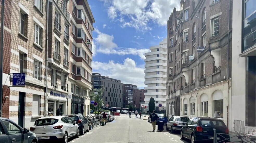 Commerce de détail dans Lille à louer - Photo du bâtiment - Image 3 de 6