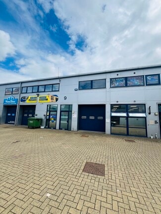 Plus de détails pour Moat Way, Sevington - Industriel à vendre