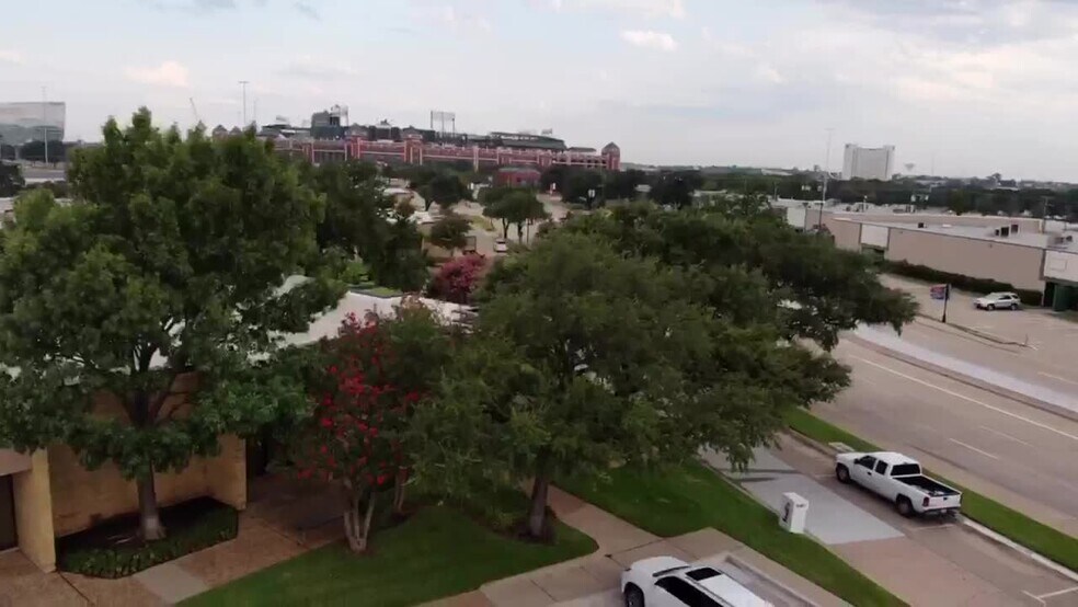 2016 E Randol Mill Rd, Arlington, TX à louer - Vidéo sur l’inscription commerciale - Image 3 de 37