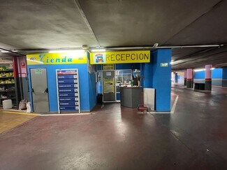 Plus de détails pour Multi-résidentiel à vendre