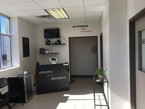 4390 FM 2351, Friendswood, TX for lease Interior Photo- Image 2 of 5