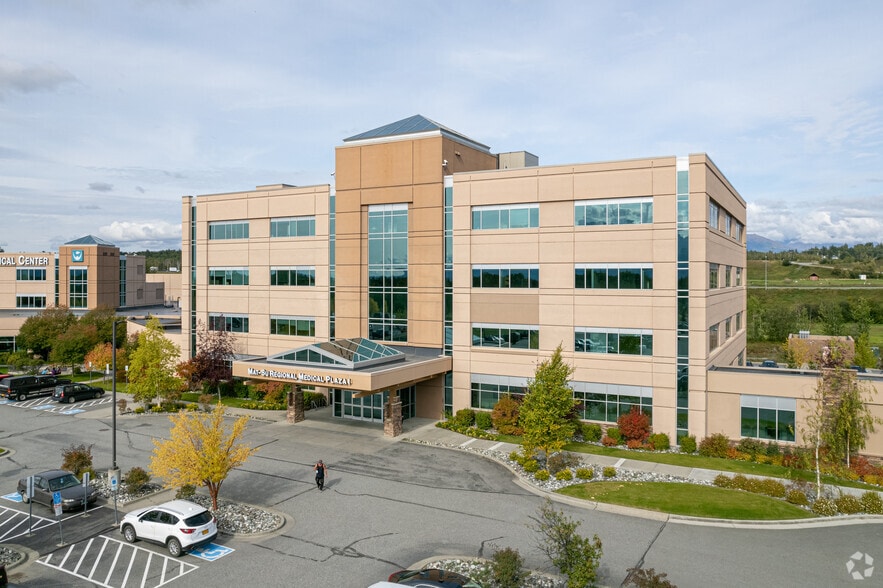 2490 S Woodworth Loop, Palmer, AK for lease - Building Photo - Image 2 of 13