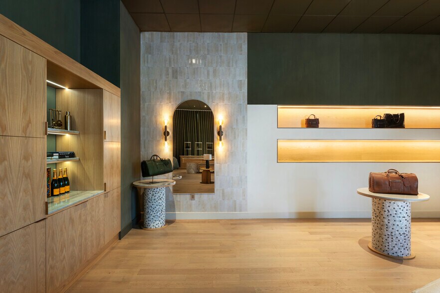 301 Altara Ave, Coral Gables, FL à vendre - Photo intérieure - Image 3 de 20