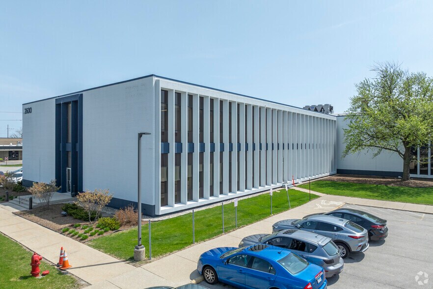 2600 S 25th Ave, Broadview, IL à louer - Photo du bâtiment - Image 2 de 31