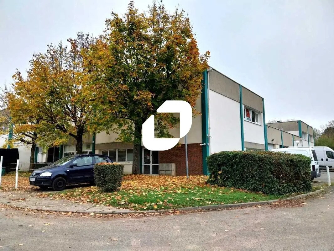 2 Rue Eugène Hénaff, Trappes à louer Photo du bâtiment- Image 1 de 17