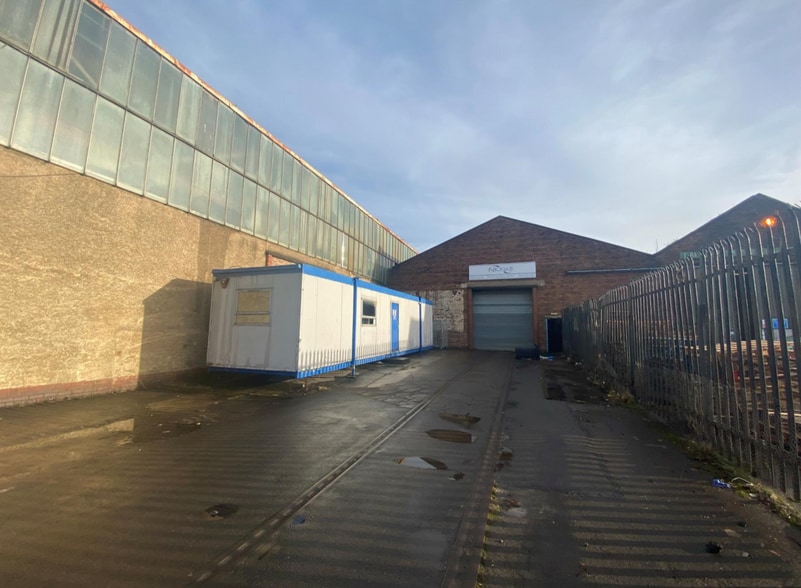 Newtongrange, Dalkeith for lease - Building Photo - Image 1 of 3