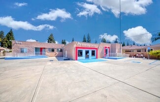 Plus de détails pour 1555 W Commonwealth Ave, Fullerton, CA - Bureau/Commerce de détail à louer