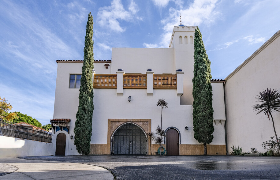 820 E Montecito St, Santa Barbara, CA à louer - Photo du bâtiment - Image 1 de 6