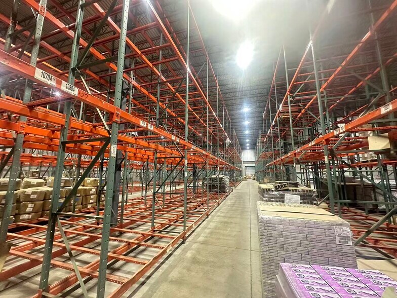 17655 Cumberland Rd, Noblesville, IN à louer - Photo du bâtiment - Image 3 de 11