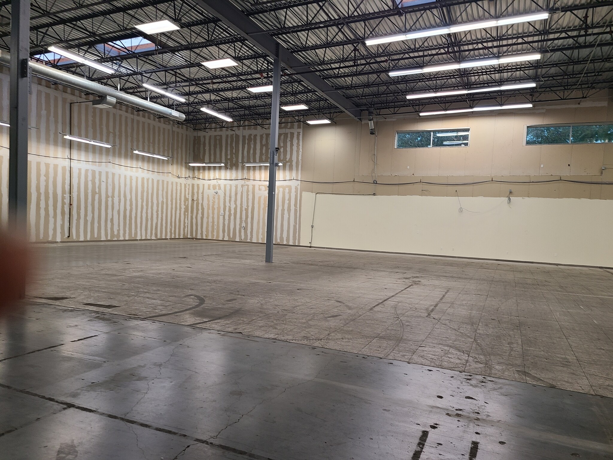 9007 Tuscany Way, Austin, TX for lease Interior Photo- Image 1 of 7