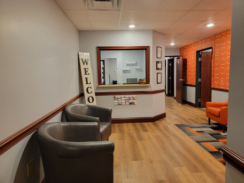 1225 Woodlawn Ave, Cambridge, OH à louer - Photo du bâtiment - Image 3 de 18