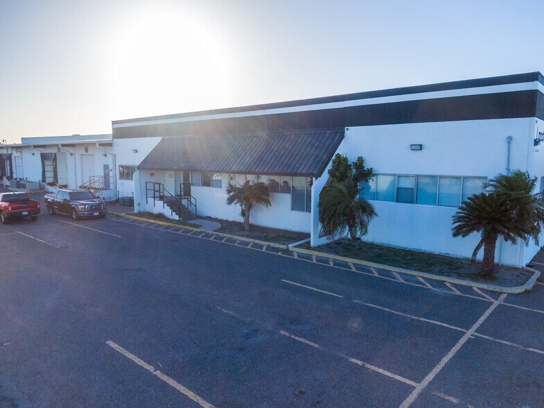 9010 S Cage Blvd, Pharr, TX à vendre - Photo du bâtiment - Image 2 de 17