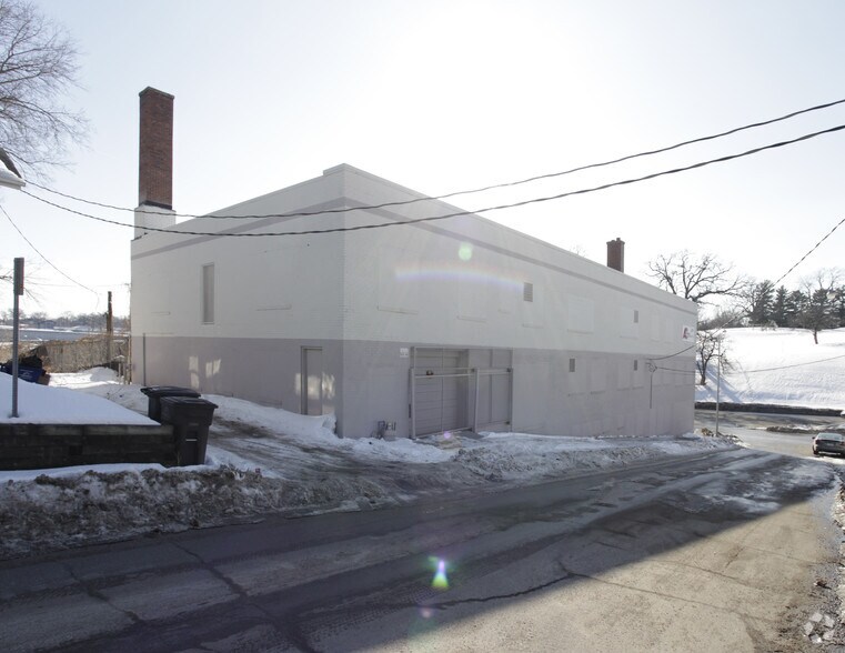 1495 Keosauqua Way, Des Moines, IA à louer - Photo du bâtiment - Image 2 de 11