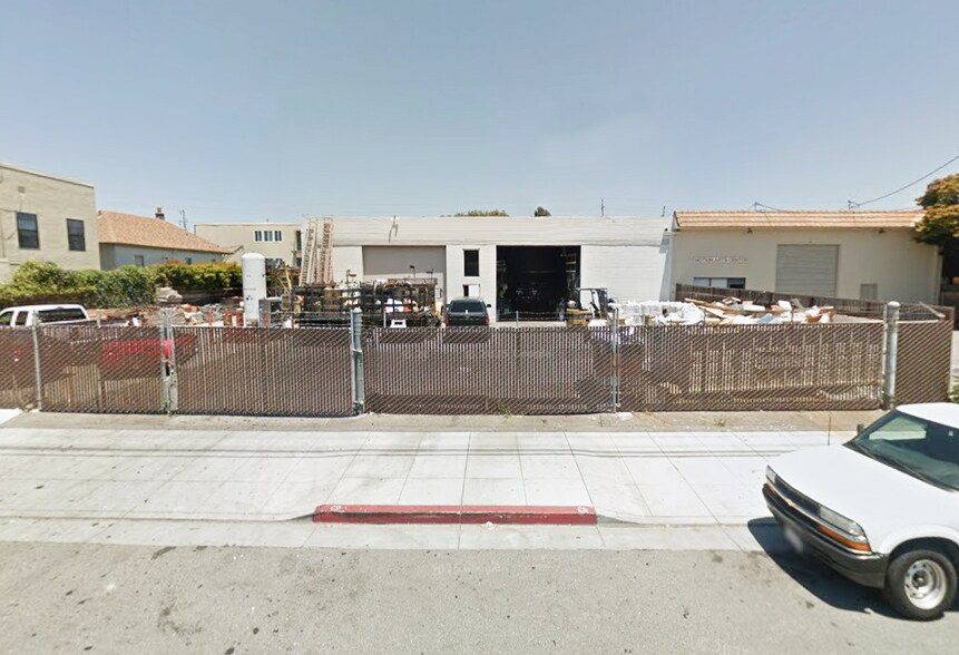 207 S Claremont St, San Mateo, CA à louer - Photo du bâtiment - Image 2 de 4