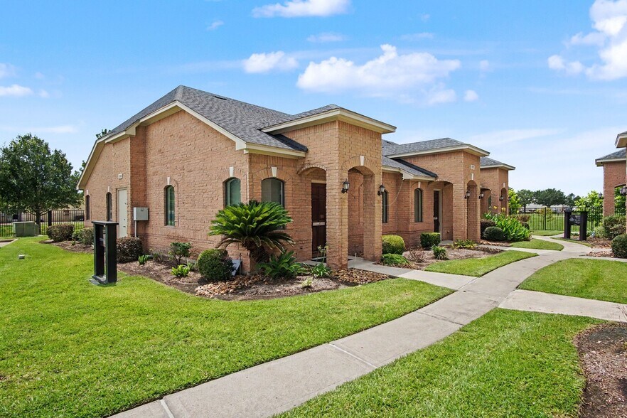 1810 Snake River Rd, Katy, TX à vendre - Photo du bâtiment - Image 1 de 51